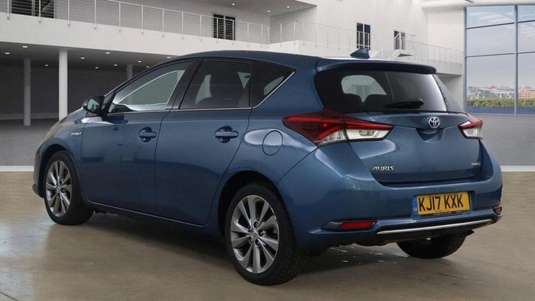 TOYOTA AURIS 1.8 VVT-h Excel CVT Euro 6 (s/s) 5dr (Safety Sense) 2017