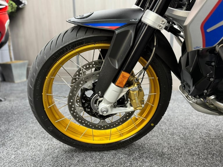 2020 20 BMW R1250GS Rallye - AKROPOVIC - Recent Service @ BMW Main Dealers