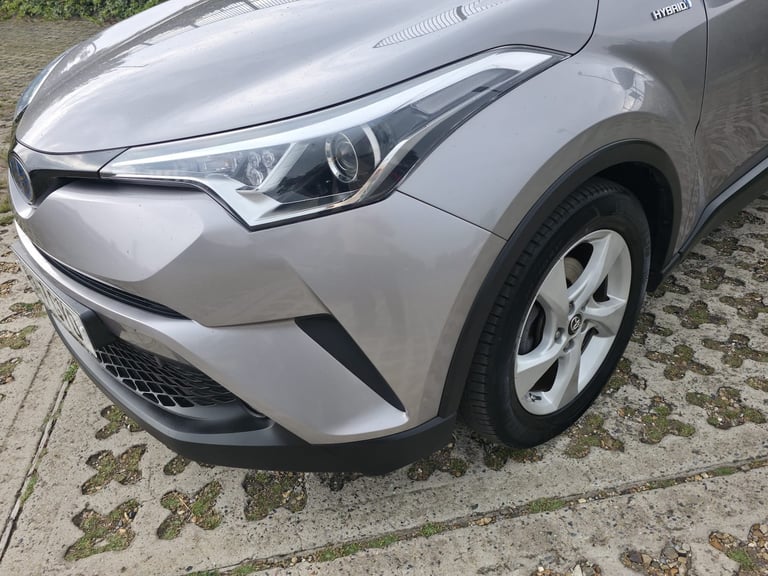 2017 Toyota C-HR  Manual