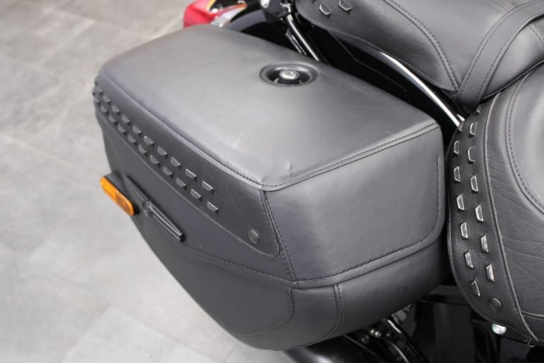 2024 Harley-Davidson FLHCS Heritage Softail Classic in the Vivid Black 