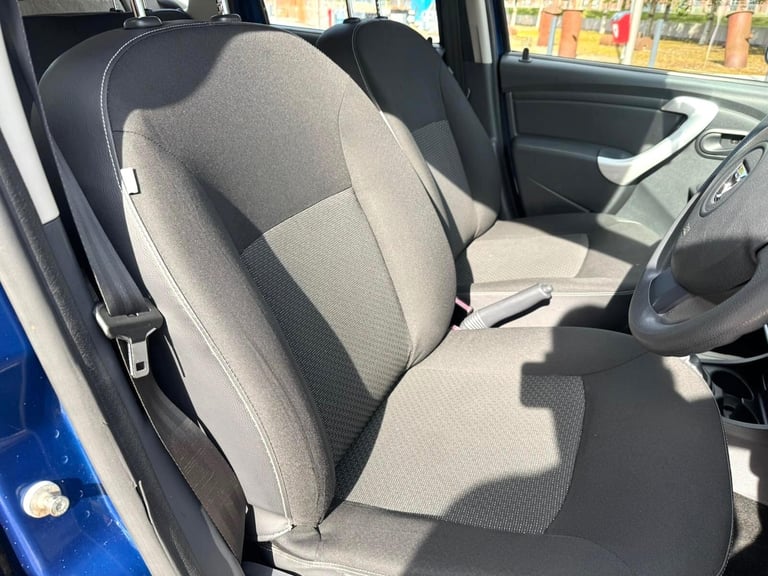 2013 Dacia Duster 1.5 dCi Ambiance Euro 5 5dr HATCHBACK Diesel Manual