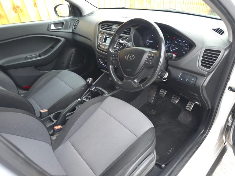 Hyundai, I20, Hatchback, 2016, Manual, 998 (cc), 5 doors