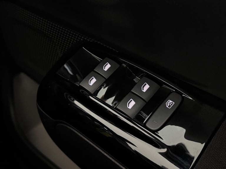  Citroen C3 1.2 PureTech Shine Plus Euro 6 (s/s) 5dr Petrol Manual