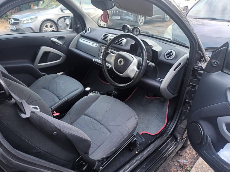 Smart, FORTWO COUPE, Coupe, 2011, Semi-Auto, 999 (cc), 2 doors