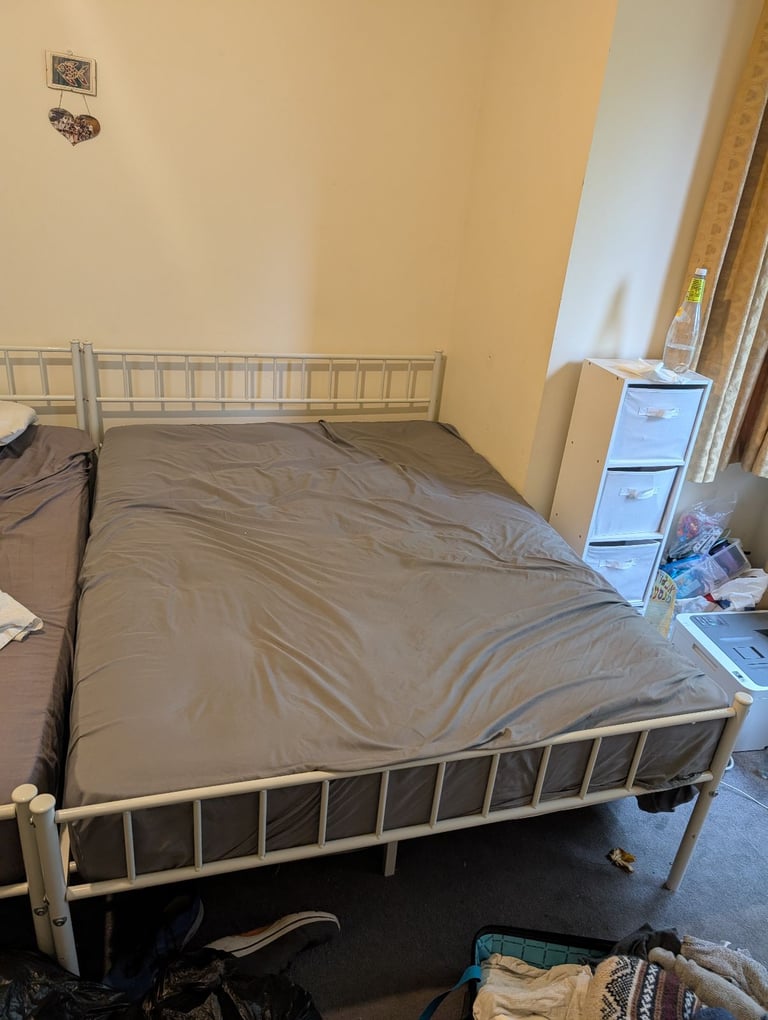 image for King size bed + mattress