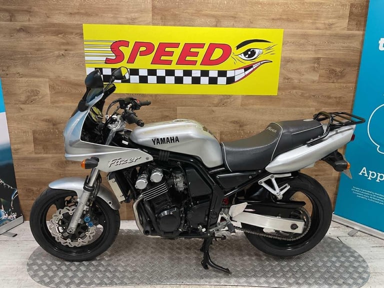 Yamaha FZS600 Fazer