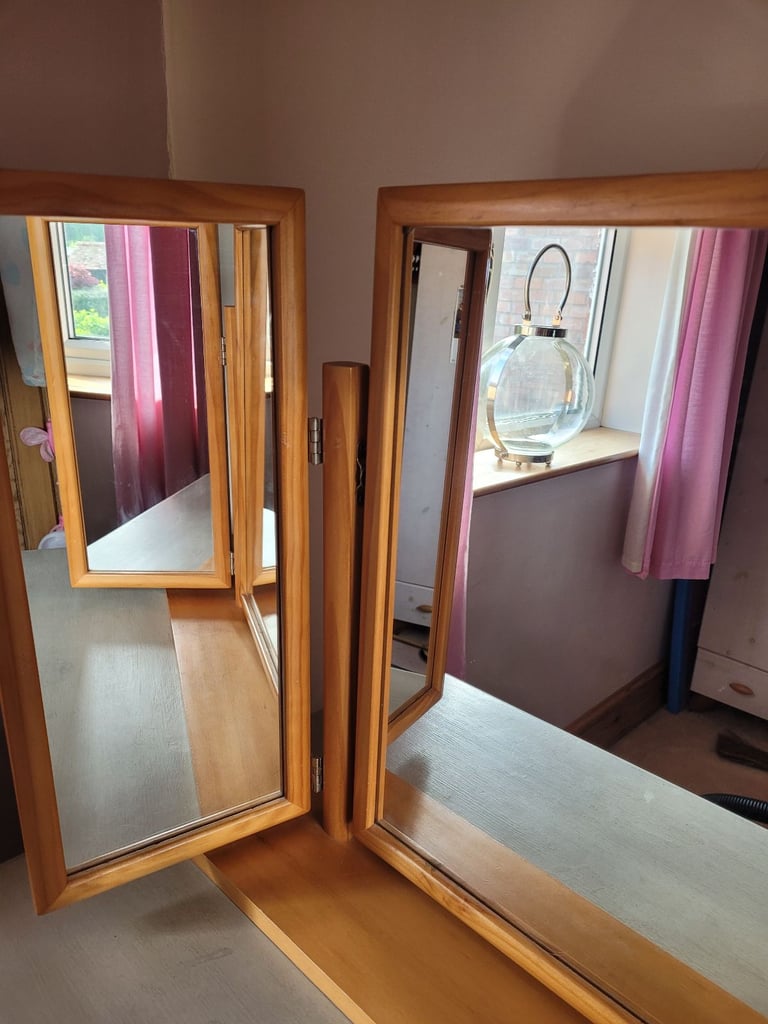 3 WAY VANITY MIRROR DRESSING TABLE  TILTING IDEAL SHABBY CHICK 