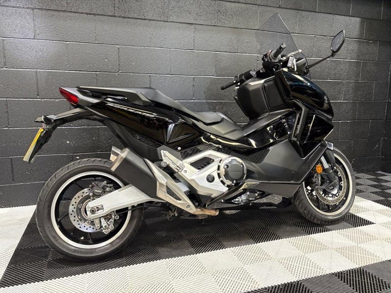 Motorbikes Honda Forza 750 Sc Project Forza 750 Prezzo 2024