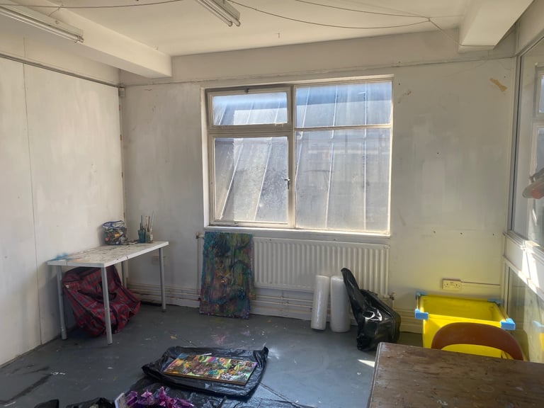 image for Great Artist Studio approx 220sqft to let