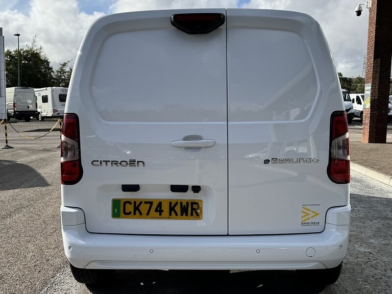 2024 Citroen Berlingo 136ps Driver 52kWh with Air Con, Sat Nav, Rev Cam &amp; Cruise Control Pane...