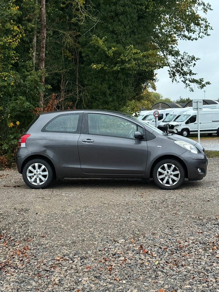 Toyota Yaris 2011 1.0 69k New Mot