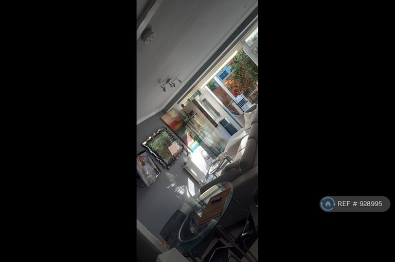 1 bedroom in Tresham Crescent, London, NW8 (#928995)