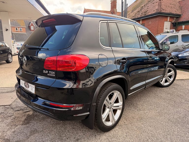 2015 Volkswagen Tiguan R LINE TDI BLUEMOTION TECH 4MOTION DSG Estate Diesel Automatic