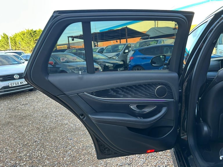 2017 Mercedes-Benz E Class 2.0 E220d AMG Line (Premium) G-Tronic+ Euro 6 (s/s) 5dr ESTATE Diesel ...