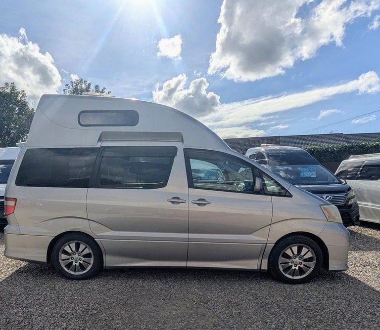 2004 TOYOTA ALPHARD CAMPERVAN