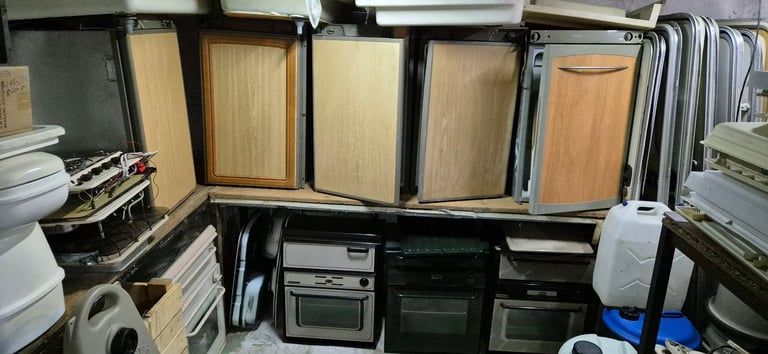 CARAVAN BREAKER used camper caravan motorhome parts.