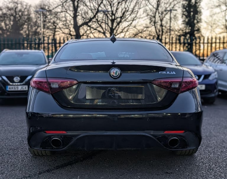 2017 Alfa Romeo Giulia 2.0T Veloce Auto Euro 6 (s/s) 4dr SALOON Petrol Automatic