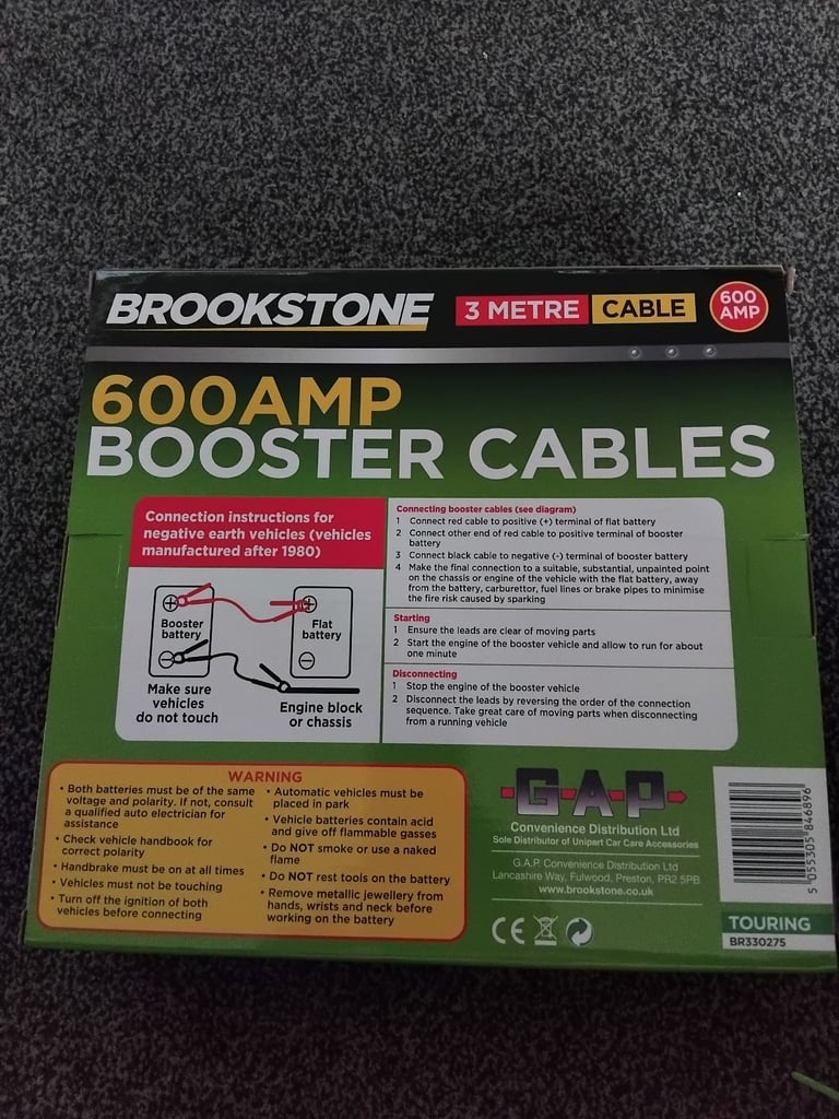 New in box Brookstone  car jump leads 3 metre cable 600AMP booster cables
