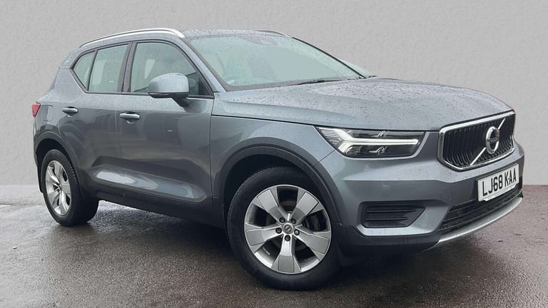 image for  Volvo XC40 1.5 T3 Momentum 5dr Estate Petrol Manual