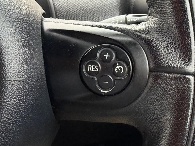 MINI COUNTRYMAN 1.6 Cooper D Euro 5 (s/s) 5dr 2014