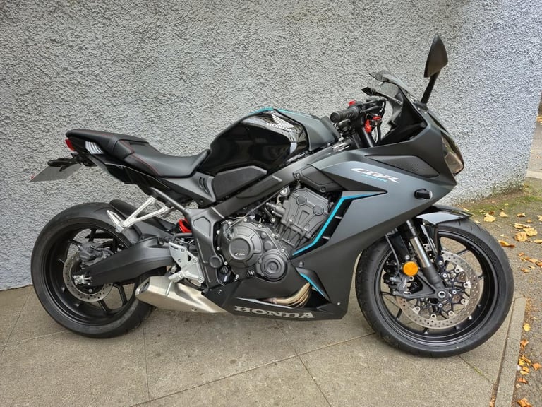2023 Honda CBR650R Low mileage