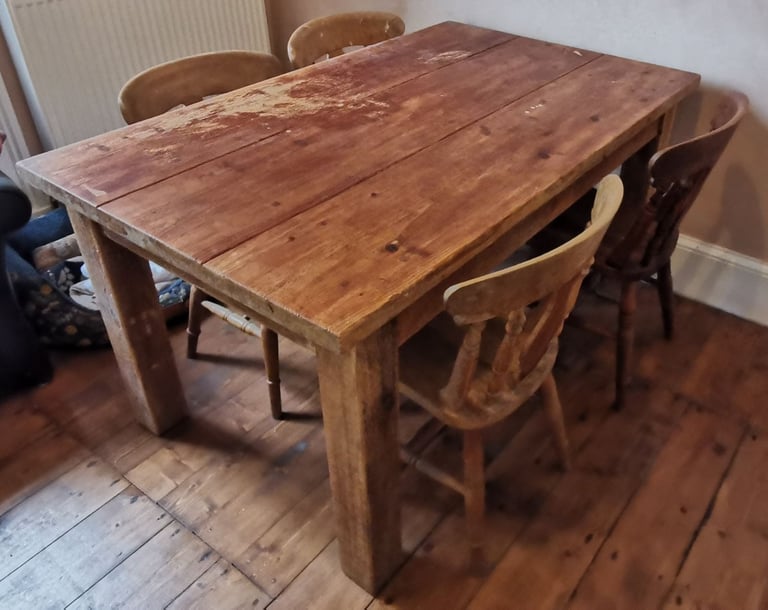 image for Rustic Farmhouse style oak table & chairs