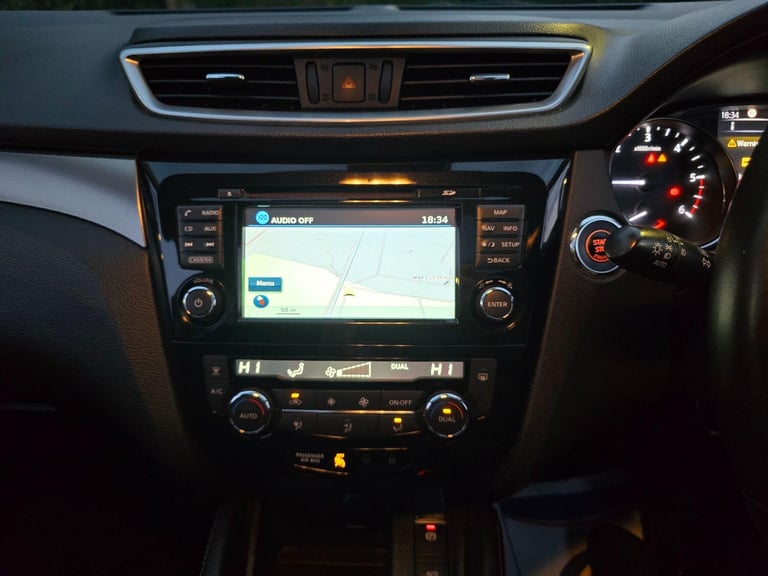 2018 Nissan Qashqai 1.5 dCi N-Connecta SUV 5dr Diesel Manual Euro 6 (s/s) (115 ps) HATCHBACK Dies...