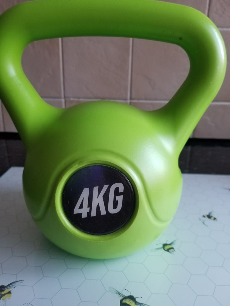 4kg kettle bell.