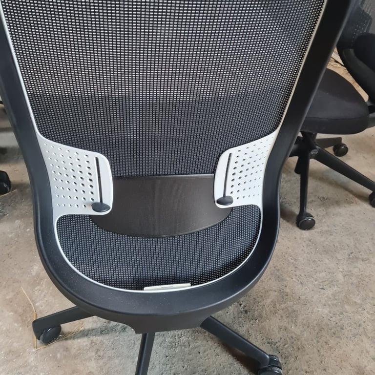Black orangebox office task chairs 