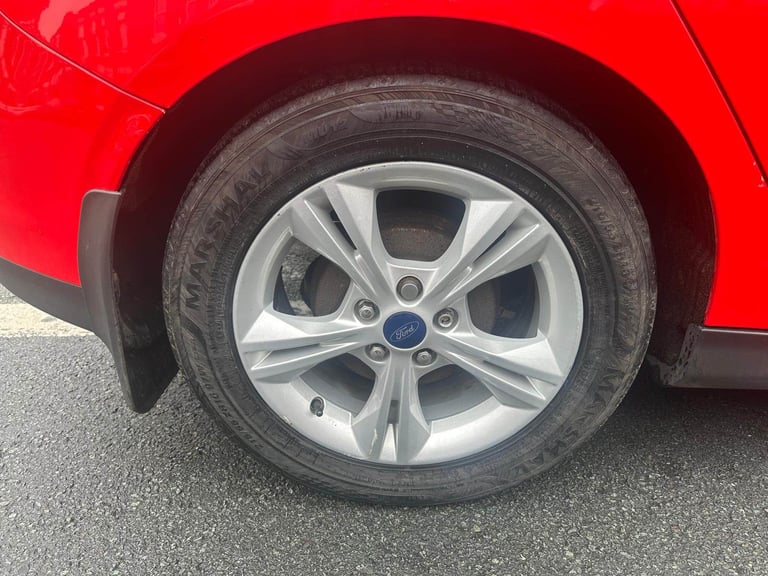 Ford, FOCUS, Hatchback, 2014, Manual, 998 (cc), 5 doors