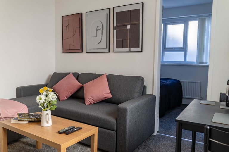 Flat 5 Blackpool | Free Wi-Fi, Kitchen | 1-BR Flat in Blackpool