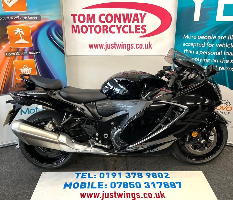 image for SUZUKI GSX1300R HAYABUSA, 2022(72), 1,225 MILES, IMMACULATE, WARRANTY,  £12795