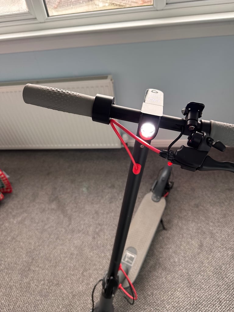 AOVO PRO ELECTRIC SCOOTER