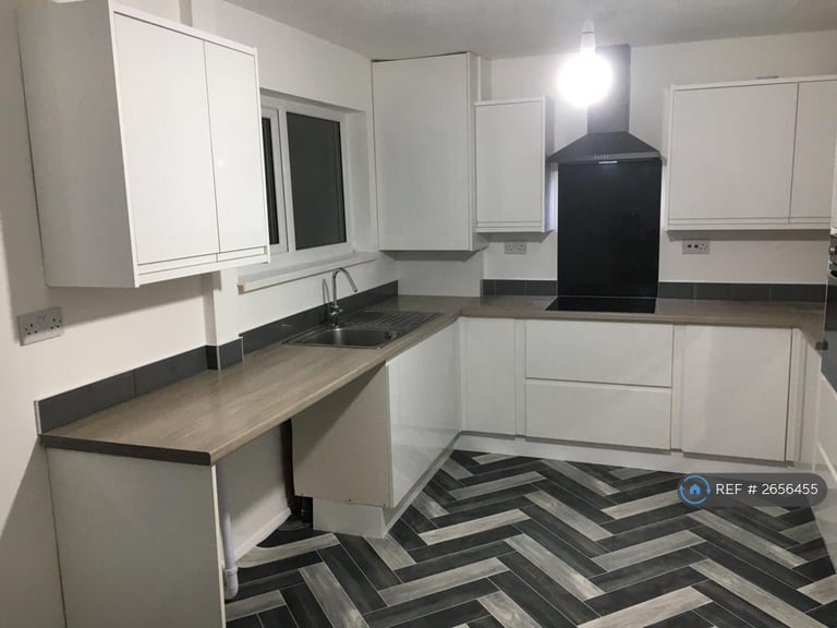 3 bedroom house in Pendle Court, Wesham, Preston, PR4 (3 bed) (#2656455)