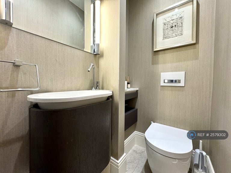 4 bedroom flat in Chiltern Court, London, NW1 (4 bed) (#2579302)