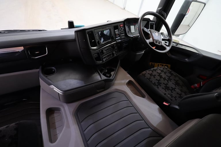 2020 (70 PLATE) Scania  G450 6x2 Euro 6 Tractor Units