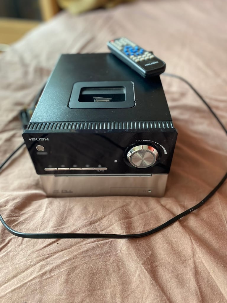 Bush CD Player in MINT condition - no speakers