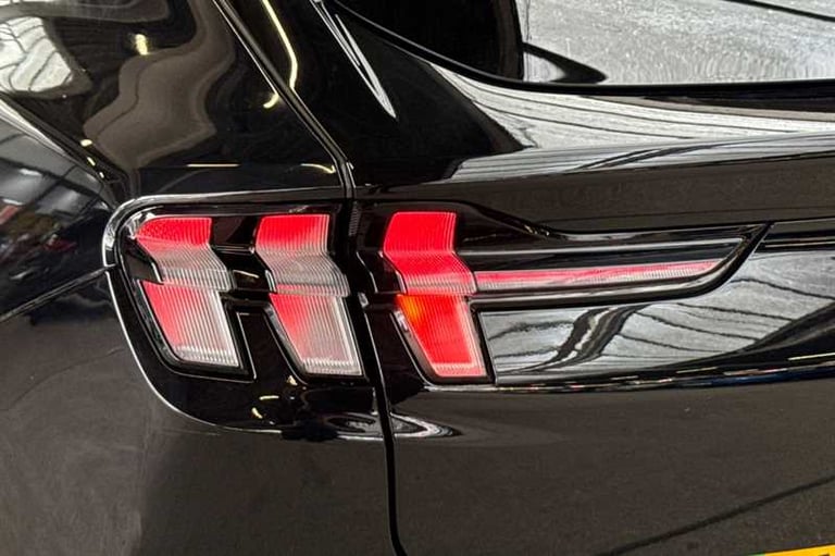 2022 Ford Mustang Mach-E 216kW Extended Range 88kWh RWD 5dr Auto HATCHBACK ELECTRIC Automatic