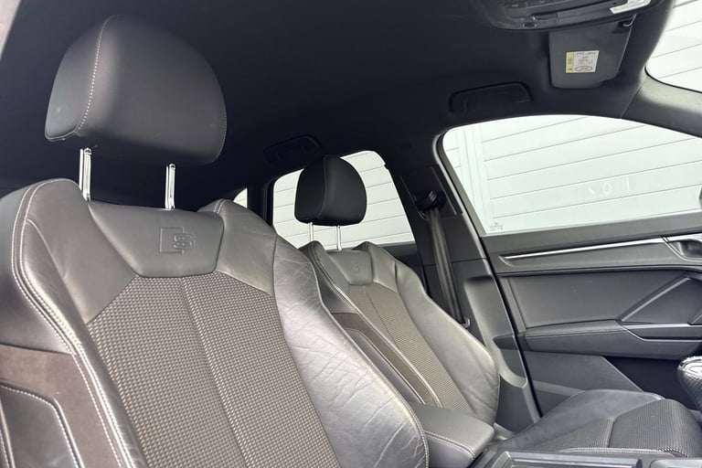 2019 Audi Q3 1.5 TFSI CoD 35 S line Euro 6 (s/s) 5dr SUV PETROL Manual