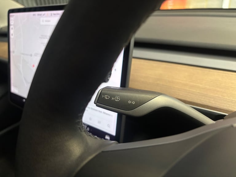 2021 Tesla Model 3 Standard Range Plus Saloon 4dr Electric Auto RWD (241 bhp)