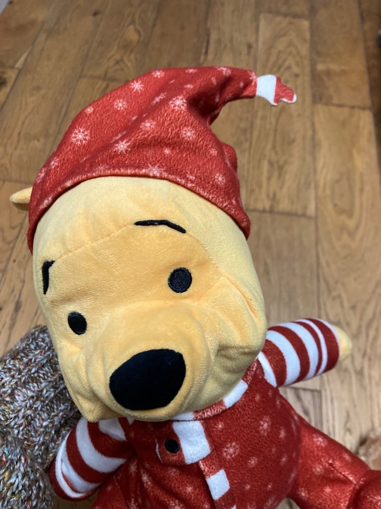 Winnie The Pooh 2021 Disney store 12"plush cuddly soft toy teddy 2021