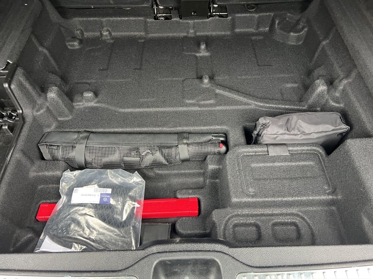 2017 Mercedes-Benz GLC 2.1 GLC220d AMG Line (Premium) G-Tronic 4MATIC Euro 6 (s/s) 5dr ESTATE Die...