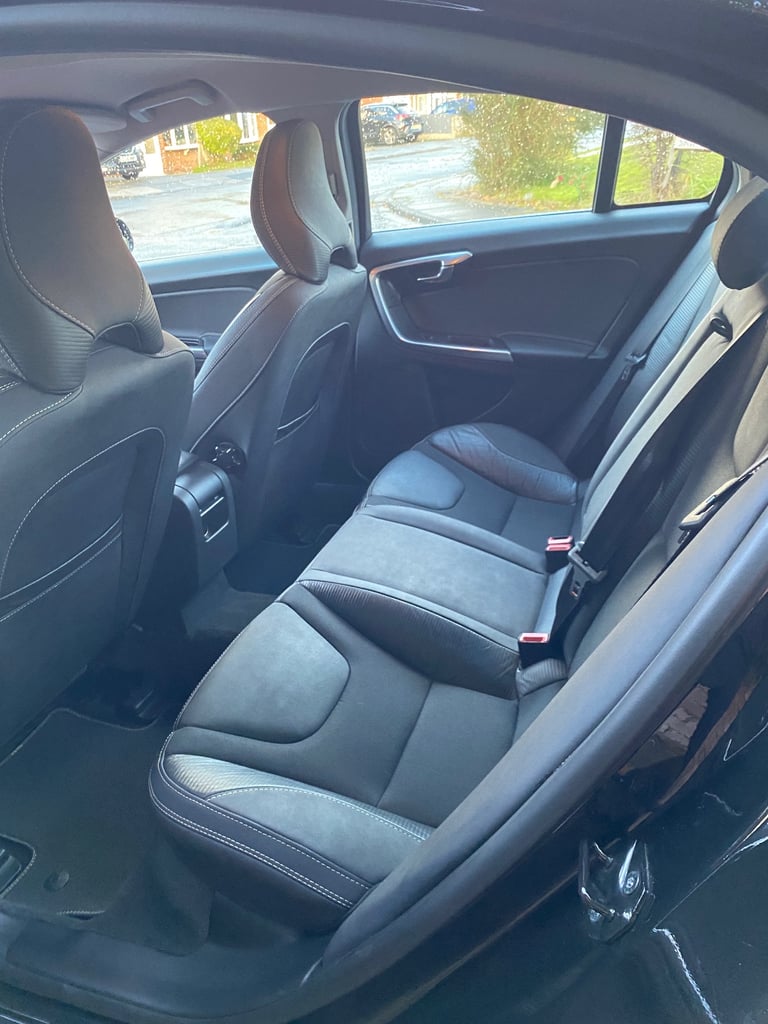 Volvo, S60, Saloon, 2012, Manual, 1560 (cc), 4 doors