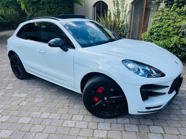 Porsche MACAN TURBO  - STUNNING MEGA SPEC - bmw mercedes audi jaguar 4x4 SUV PX 