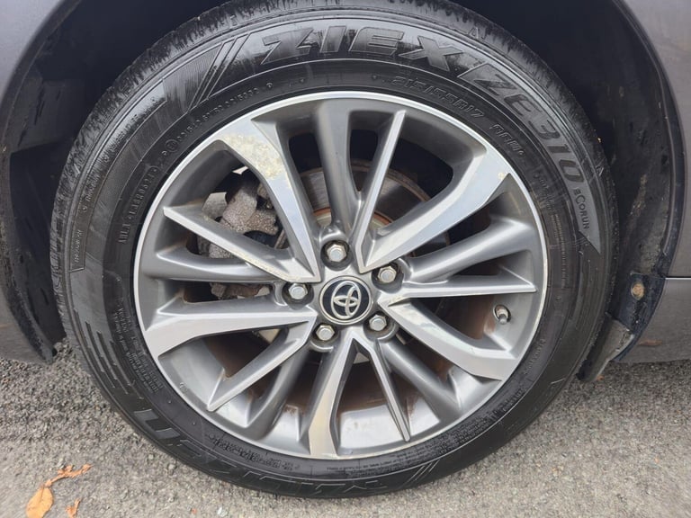 2015 Toyota Avensis 1.6D Business Edition Plus 5dr ESTATE DIESEL Manual