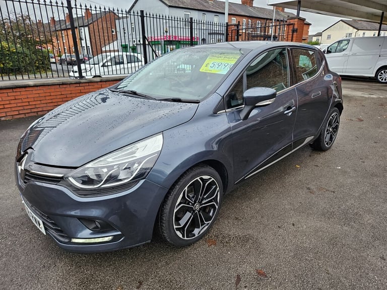 2018 Renault Clio ICONIC TCE (21000) fsh Hatchback Petrol Manual
