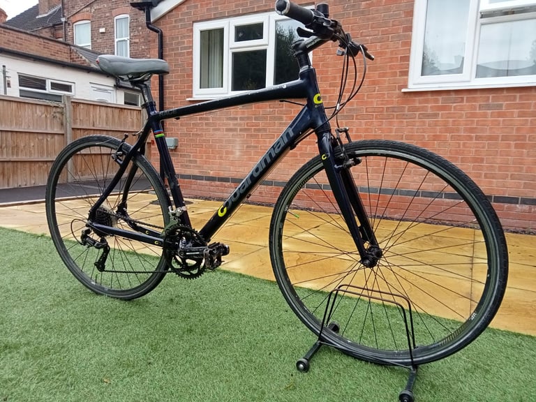Boardman Aluminium Hybrid Bike.