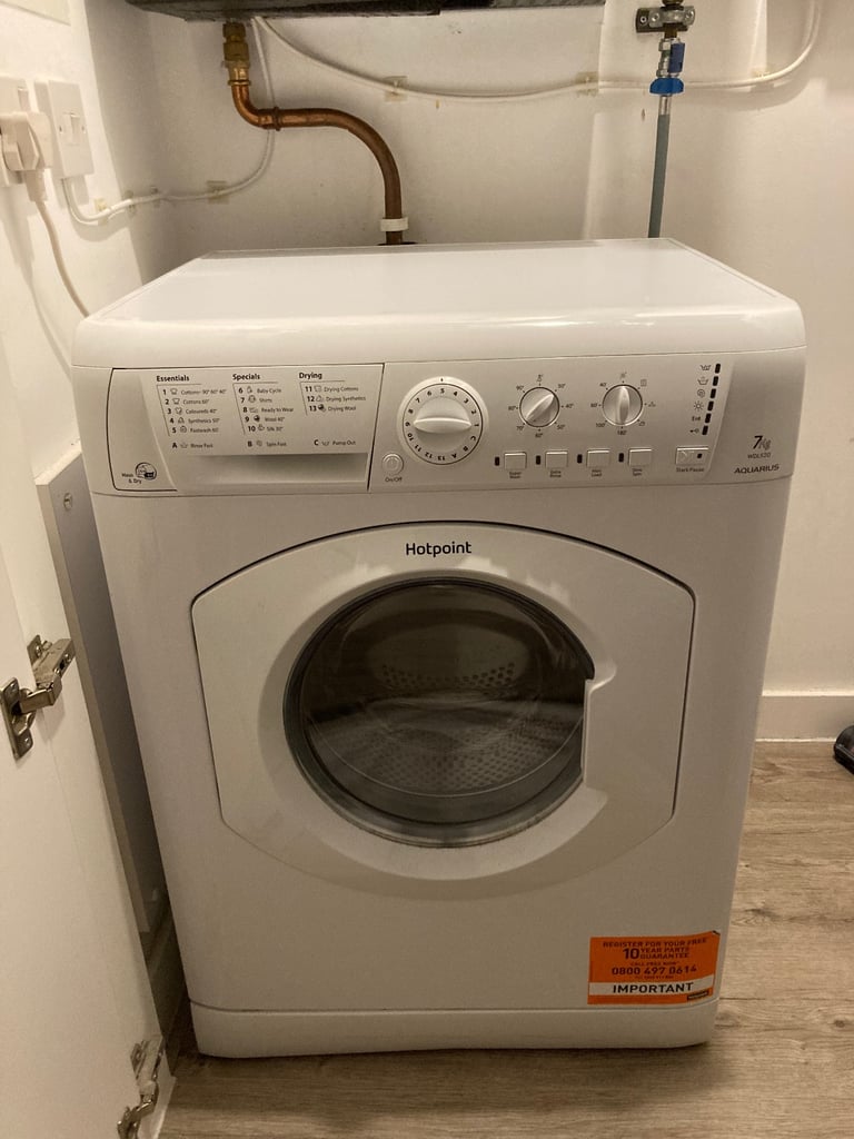 image for Hotpoint Washer Dryer 