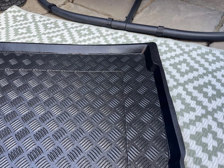 Grand land boot tidy