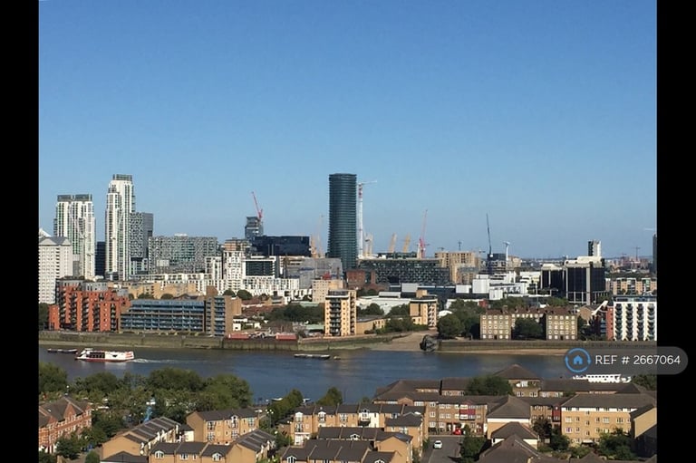 1 bedroom in Oslo Tower, London, SE8 (#2667064)